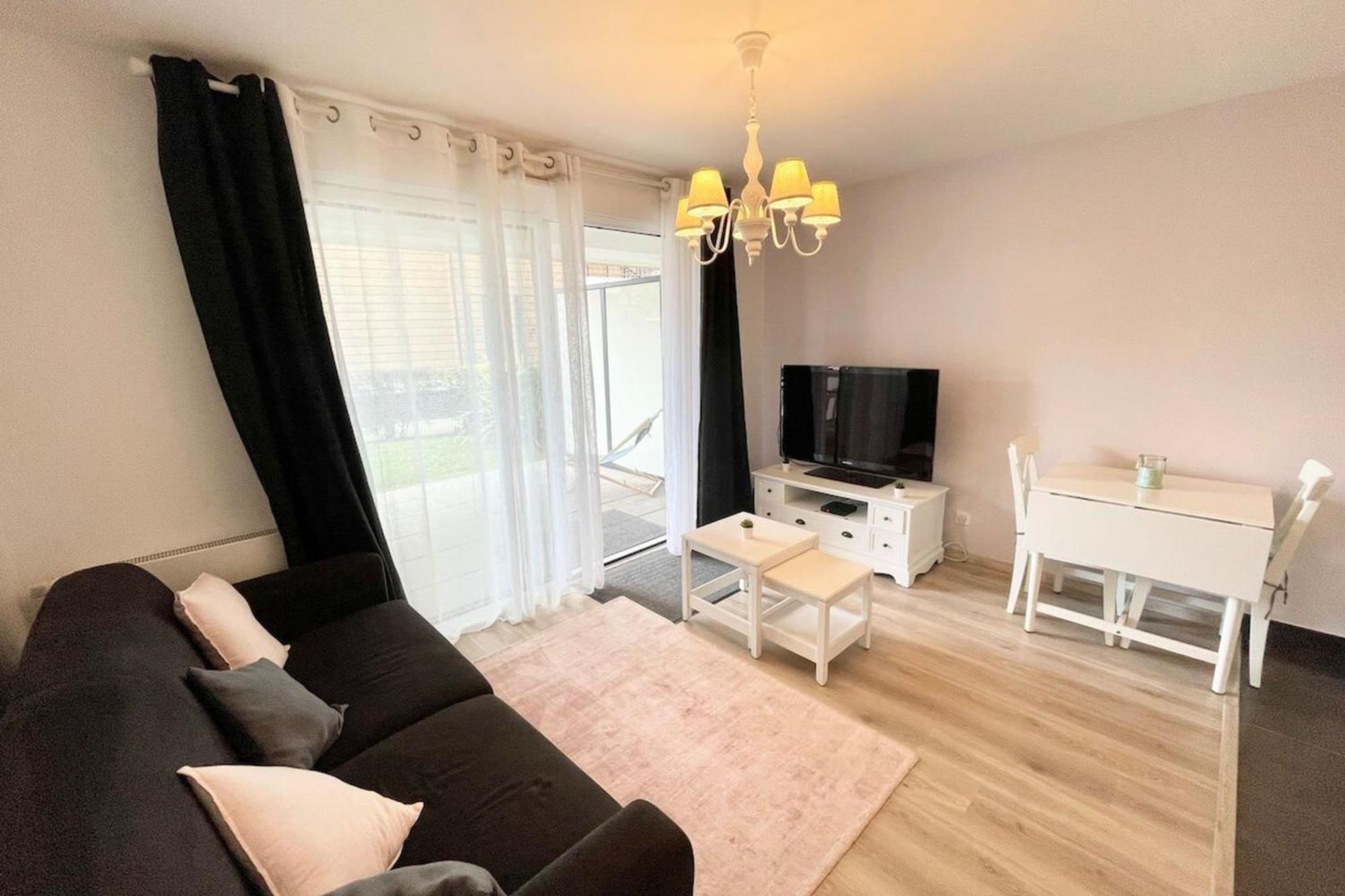 Apartment T2 De Standing Port Et Plages A Pieds *