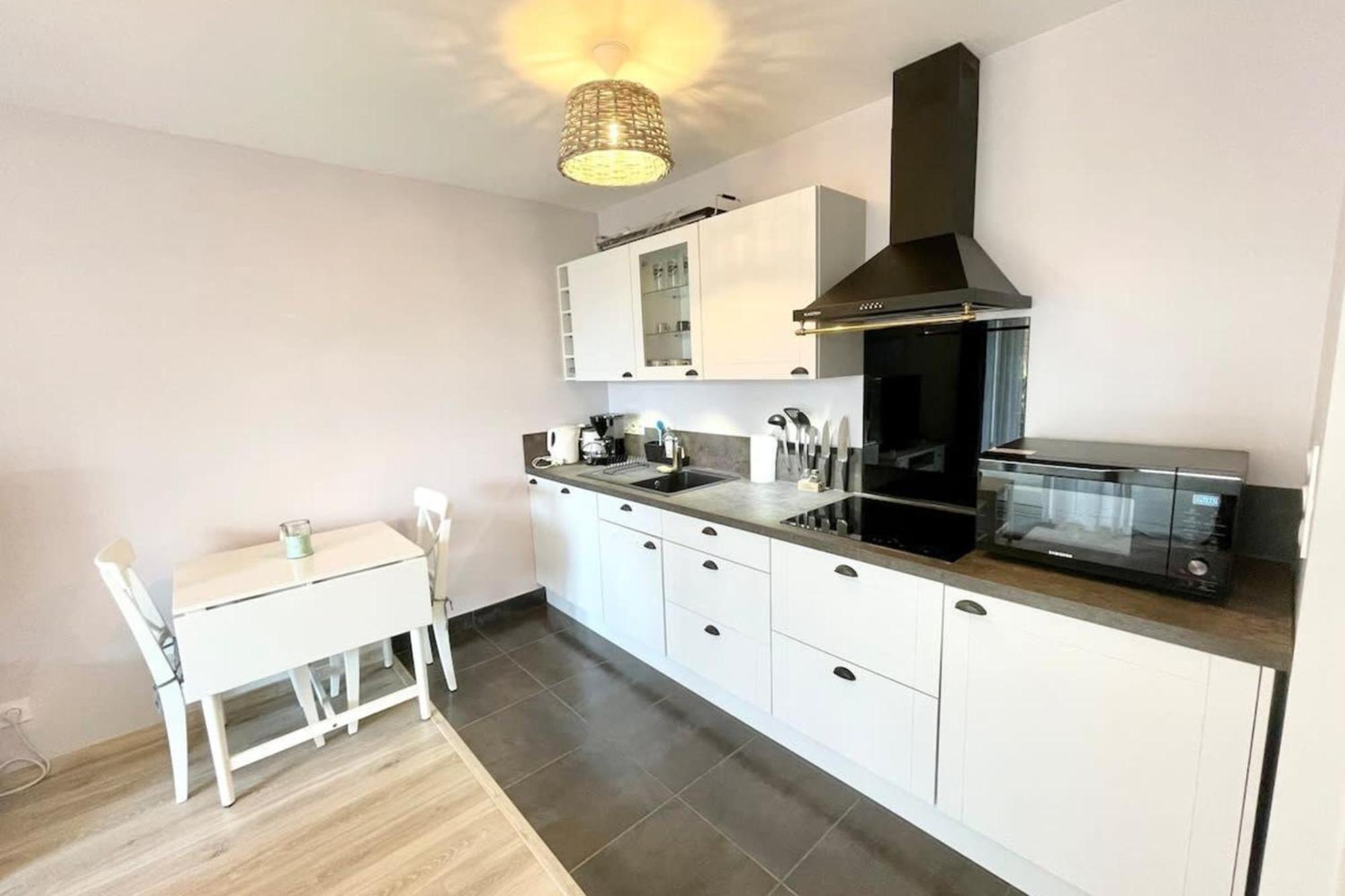 Apartment T2 De Standing Port Et Plages A Pieds